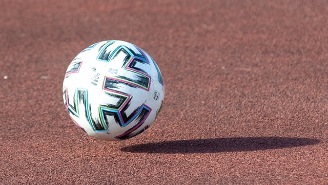 轻面孔正在 轻面孔正在