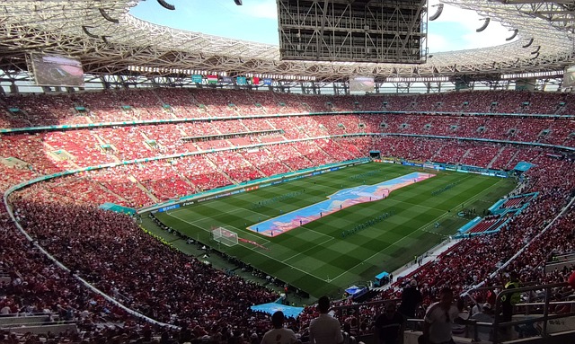 市迈向国际 市迈向国际